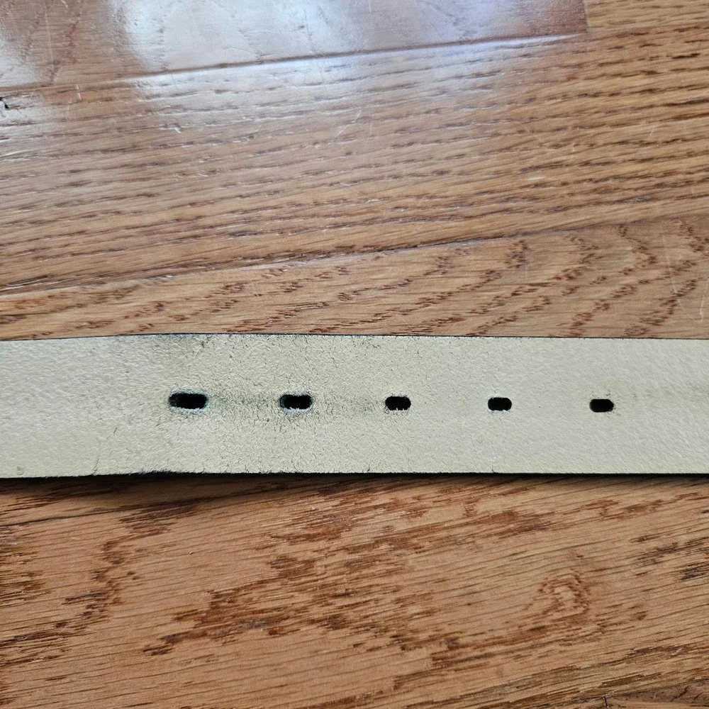 Brown & Black Tooled Leather Belt Size 42 - Picture 7 of 9